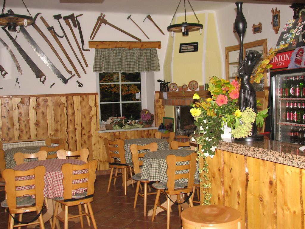 Hôtel Gostisce Masun Extérieur photo